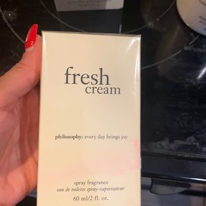 Fresh cream philosophy spray fragrance